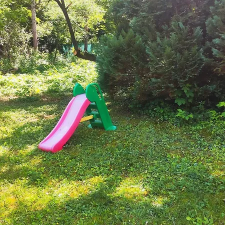 Kis Haz Az Erdo Mellett - Little House Next To The Forest شقة بالاتوناكاراتيا