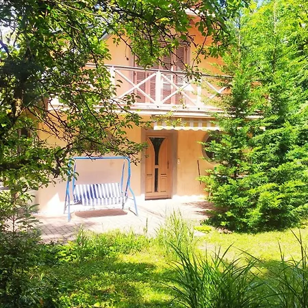 Kis Haz Az Erdo Mellett - Little House Next To The Forest Apartment Balatonakarattya