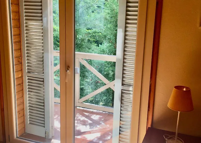 Kis Haz Az Erdo Mellett - Little House Next To The Forest Appartement Balatonakarattya